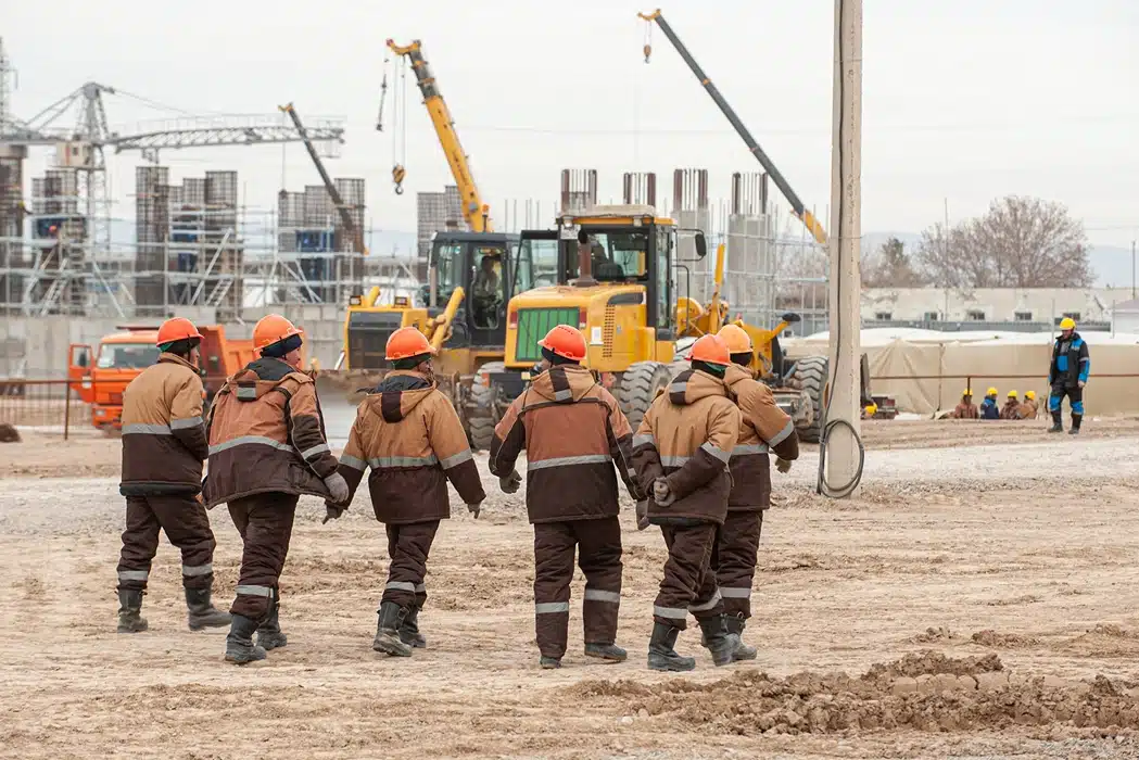 Construction Fleet Tracking That Puts You Back in Control of Every Machine, Minute, and Mile
